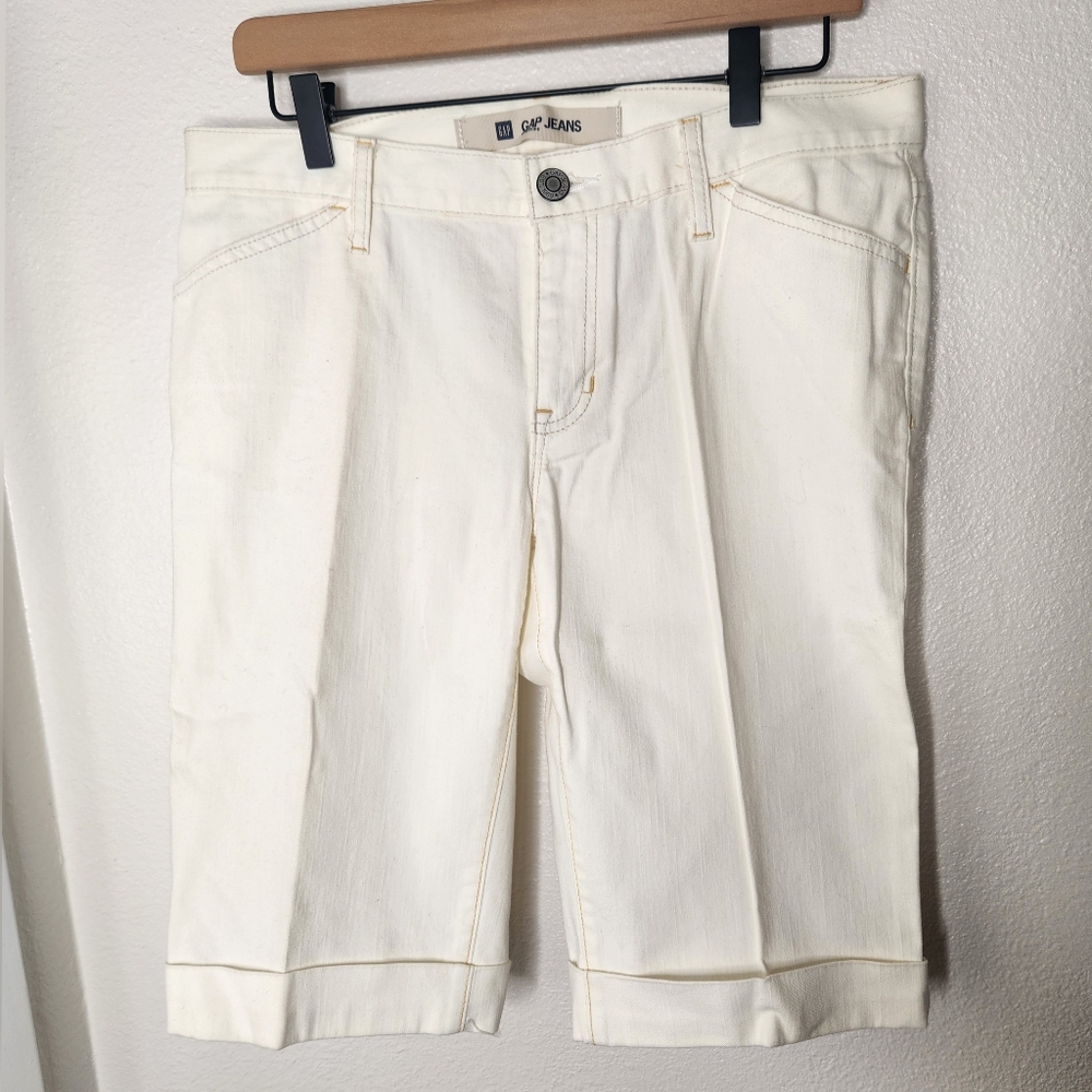 GAP JEANS White Capri Bermuda Pants Shorts